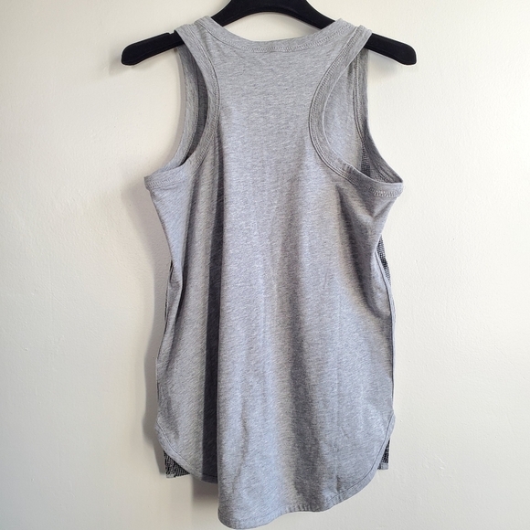 New Adidas by Stella McCartney Essential Logo Tank Top NWT XS - Picture 11 of 15